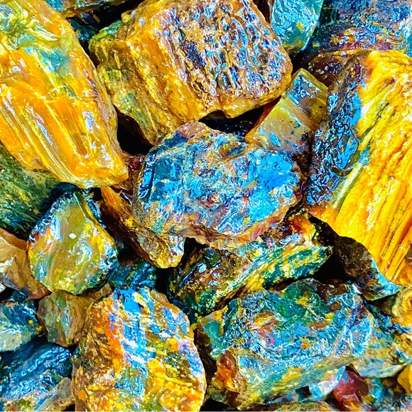 UV Active Indonesian Copal Amber Tree Resin Raw Rough Crystal Natural Mineral - Picture 3 of 12